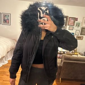 DKNY Bomber Puffer with detachable faux fur hood!!